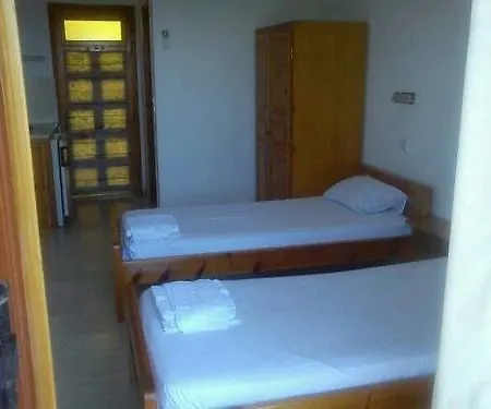 Apartment Sofos